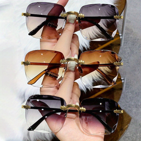 3-piece glass frame set with reflective, anti-reflection design. Trendy and eye-catching décor for home, office, or gifting – stylish and still-cool. goobingoo