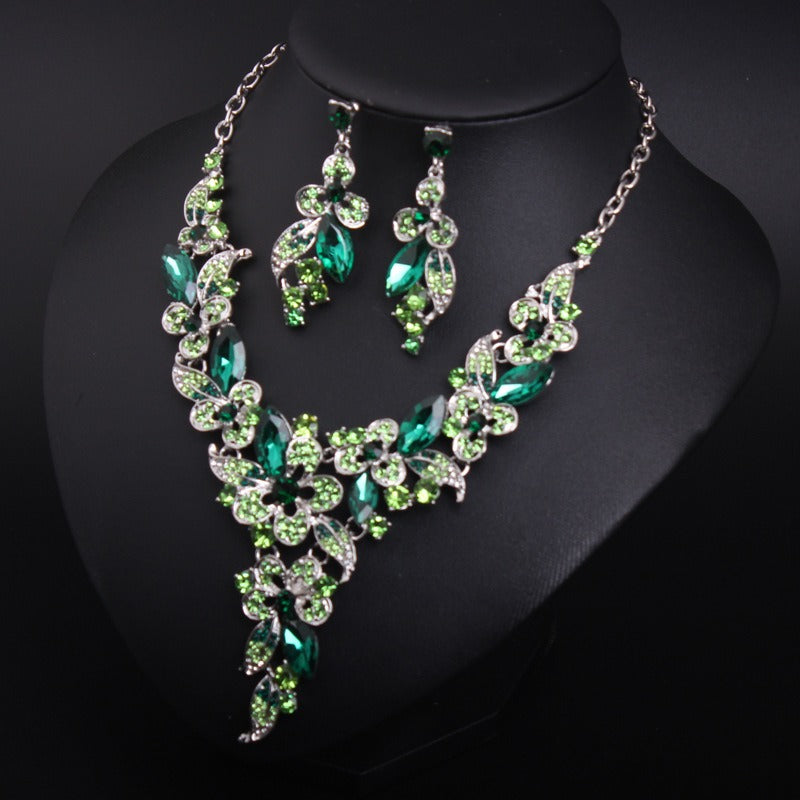Viuirnka Green Floral Statement Necklace & Earrings Set for Women – Leaf & Flower Motif Jewelry for Weddings, Parties, Prom & Bridesmaid Gifts goobingoo