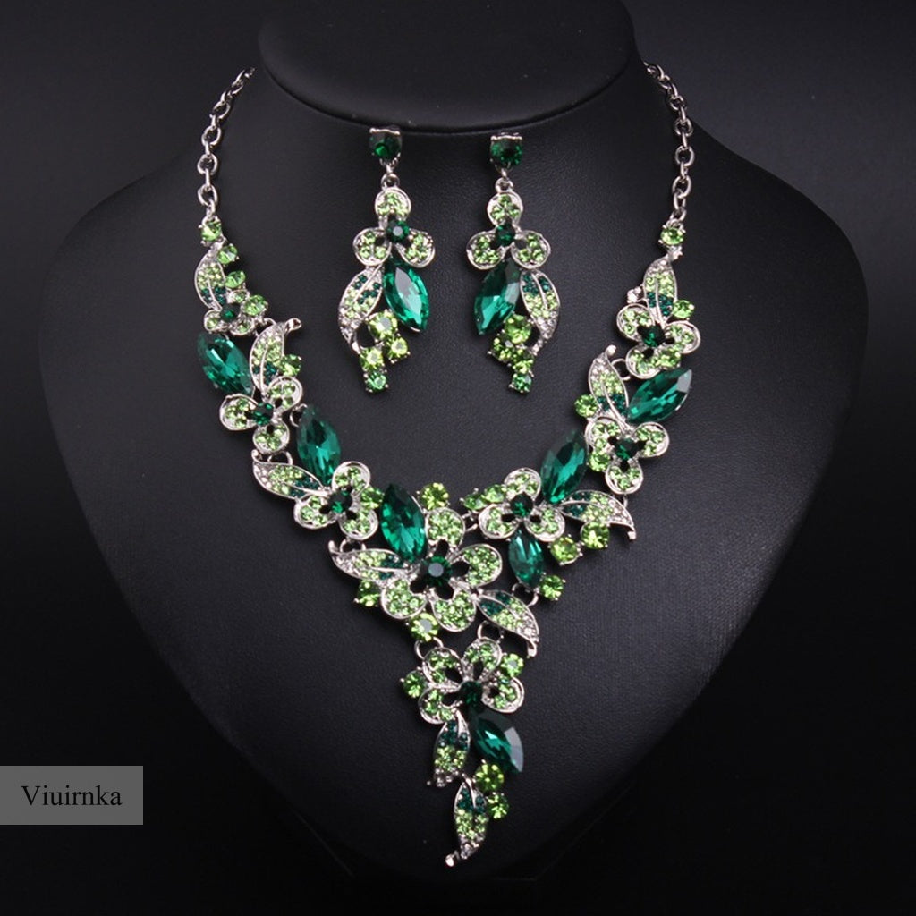 Viuirnka Green Floral Statement Necklace & Earrings Set for Women – Leaf & Flower Motif Jewelry for Weddings, Parties, Prom & Bridesmaid Gifts goobingoo