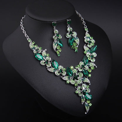 Viuirnka Green Floral Statement Necklace & Earrings Set for Women – Leaf & Flower Motif Jewelry for Weddings, Parties, Prom & Bridesmaid Gifts goobingoo