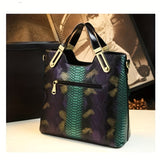 Women’s Large Capacity Vintage Crocodile Satchel – Crossbody & Shoulder Bag, Stylish Leather Handbag for Daily Use & Travel