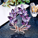 Trendy Flower Brooch Pin for Women Elegant Charm Chest Jewelry Gift
