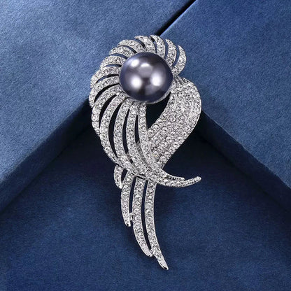 Tulip Flower Brooch — Elegant Coat Pin for Women