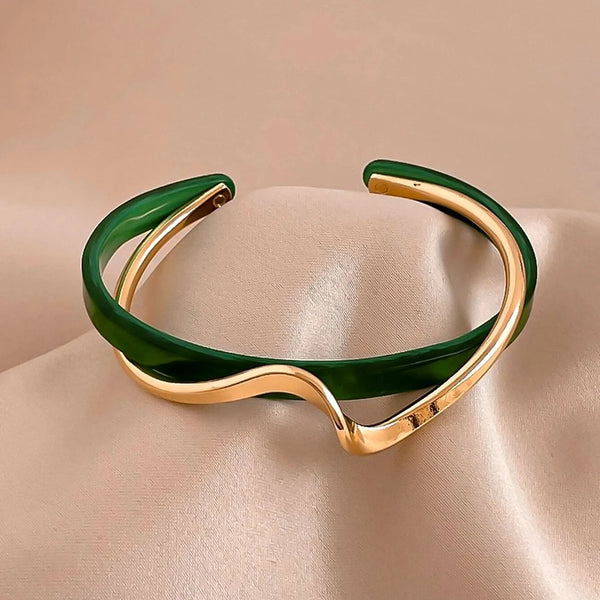 Emerald Resin Bangle Bracelet — Elegant Daily Statement