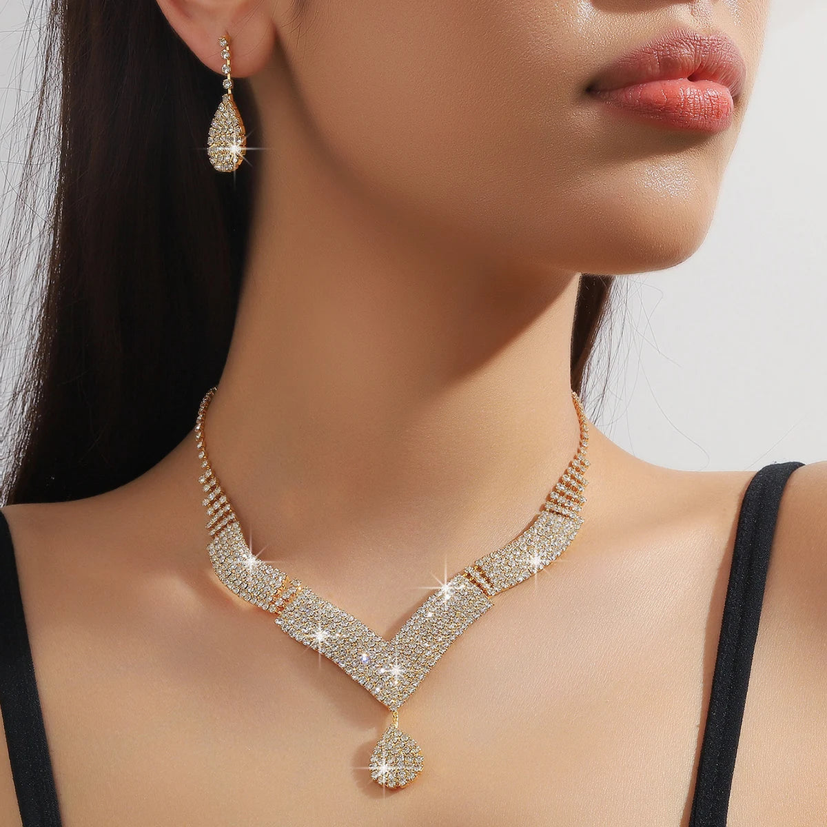Rhinestone Teardrop Jewelry Set Necklace Earrings Wedding Bridal