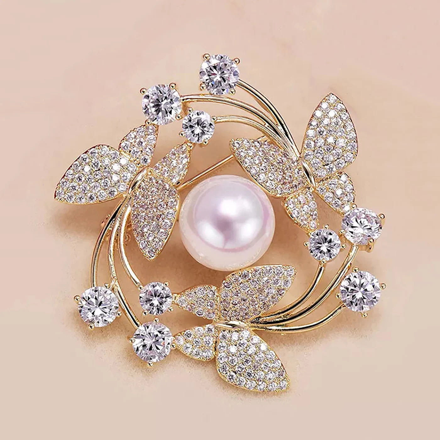 Trendy Flower Brooch Pin for Women Elegant Charm Chest Jewelry Gift