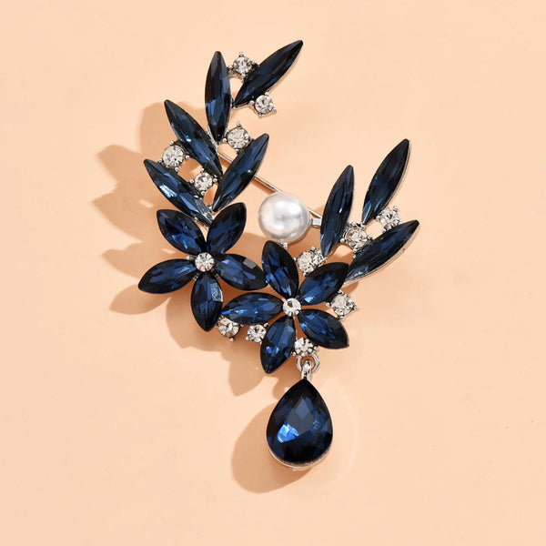 Trendy Flower Brooch Pin for Women Elegant Charm Chest Jewelry Gift