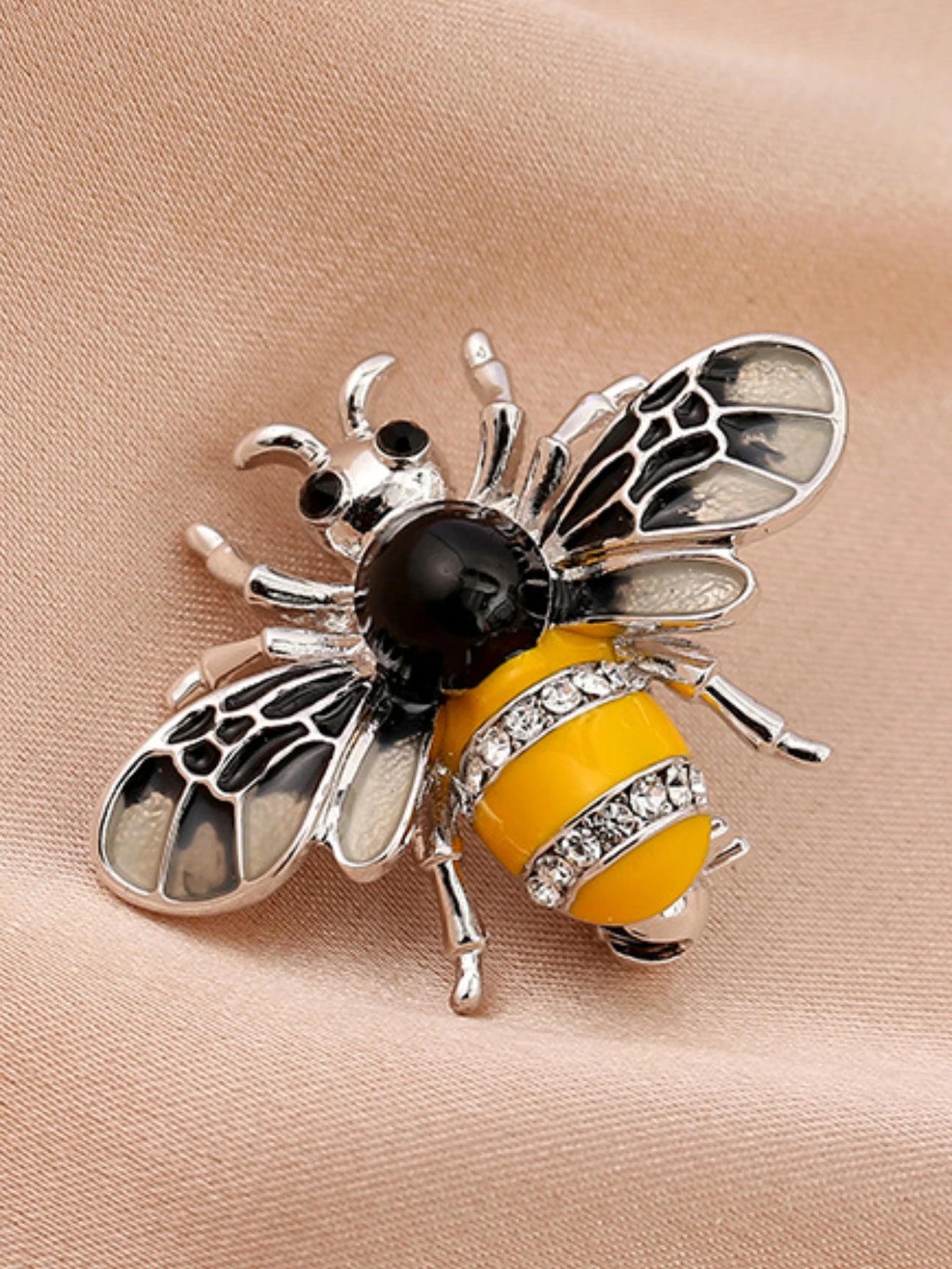 Pearl Bee Brooch Elegant Luxury Statement Pin