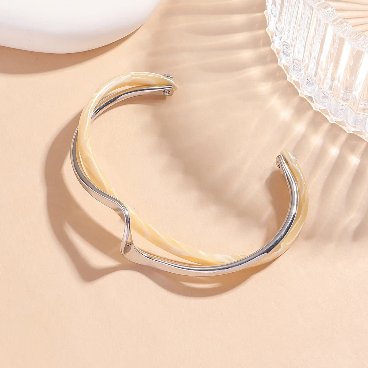 Emerald Resin Bangle Bracelet — Elegant Daily Statement