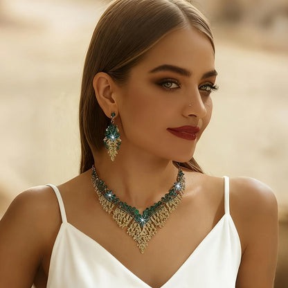 Green Necklace and Earrings Set for Women - Evening Wear Accessories, Fashionable Minimalist Jewelry Set goobingoo